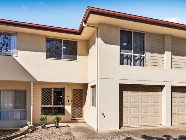 Beautifully Updated Townhouse Offering Comfort, Convenience & Lifestyle