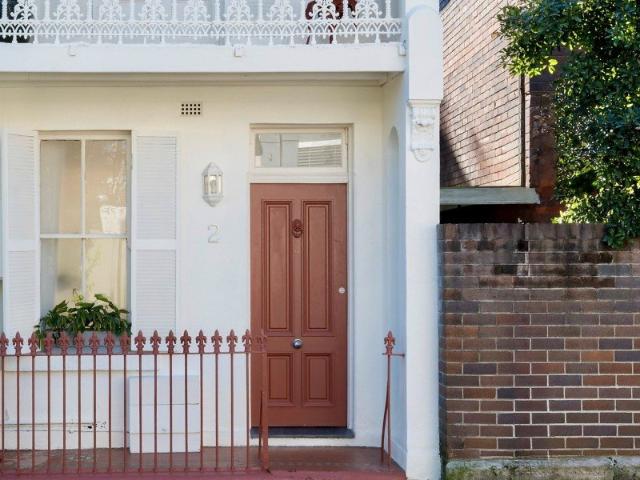 Beautifully Updated Victorian Terrace with Private Garden Retreat