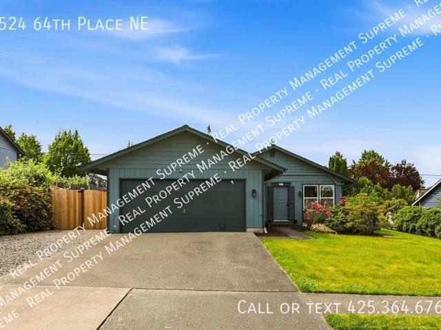 Beautifully Updated 3 Bedroom Home with AC, Spacious Yard & RV Parking