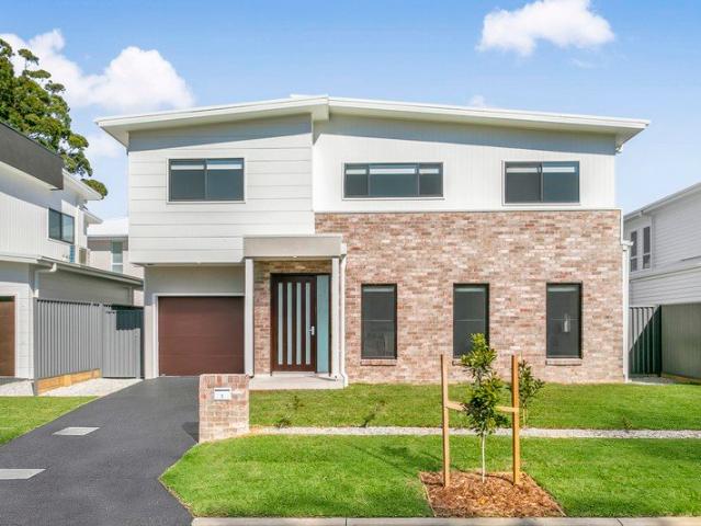 Beautifully appointed brand new family home
