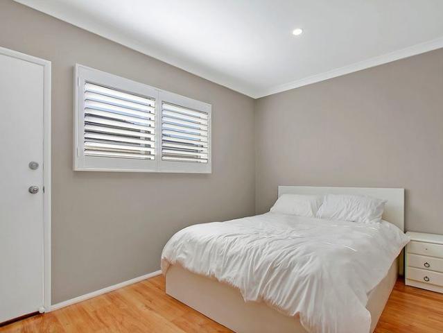 Beautifully Appointed Granny Flat Electricity & Water Included