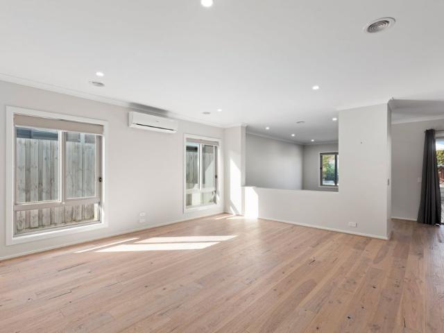 Beautifully Appointed Home in Oakdean Estate