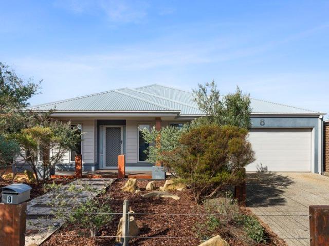 Beautifully Appointed Home in Oakdean Estate