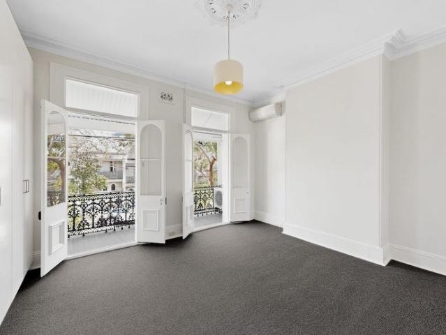 Beautifully Appointed & Spacious Terrace Living