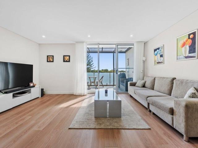 Beautifully Appointed Two Bedroom Fully Furnished Apartment