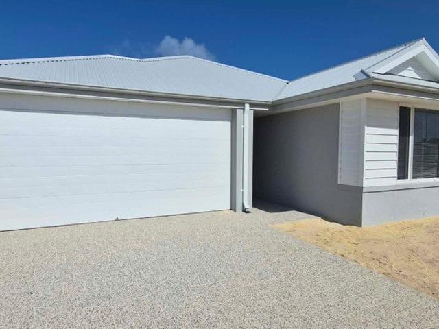 Beautifully Designed 4 Bedroom Family Home