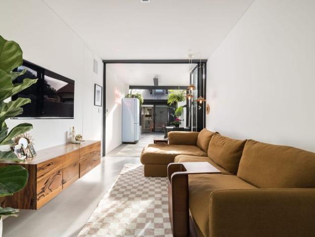 Beautifully Designed 2 Bedroom, 2 Bathroom Terrace with Alfresco Furnished/Unfurnished