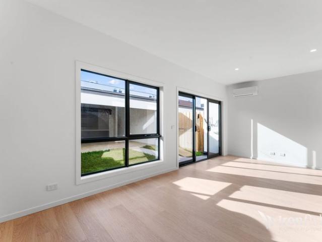 Beautifully Designed Brand New Townhome Move In Ready!