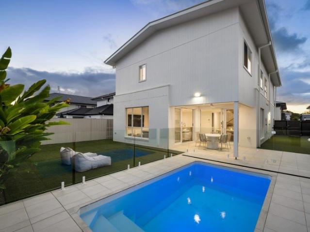 MOTIVATED SELLERS BRAND NEW HOME!