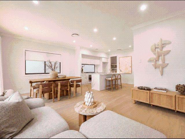 BEAUTIFULLY DESIGNED HOME NEAR LEPPINGTON STATION!