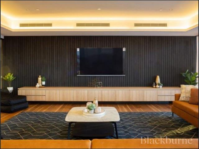 BEAUTIFULLY DESIGNED, MODERN APARTMENT