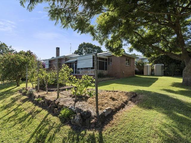 Beautifully Family Home sort after Rangeville
