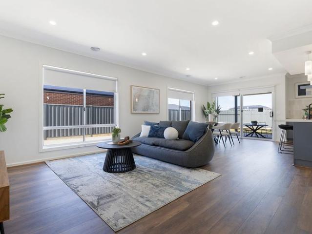 Beautifully Finished Brand New Family Living