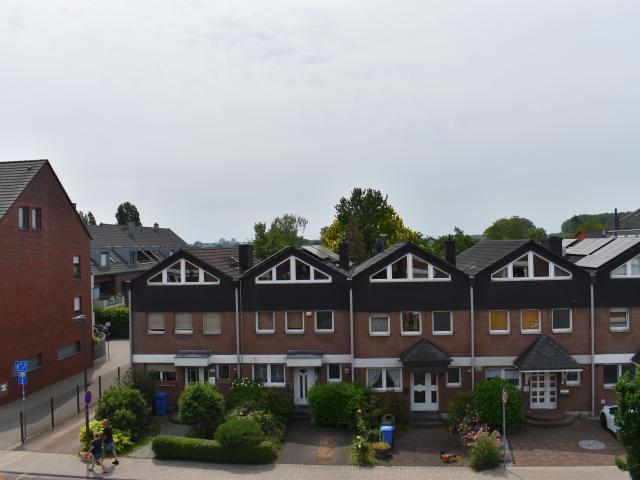 Beautifully furnished 3 room apartment at the Rhein