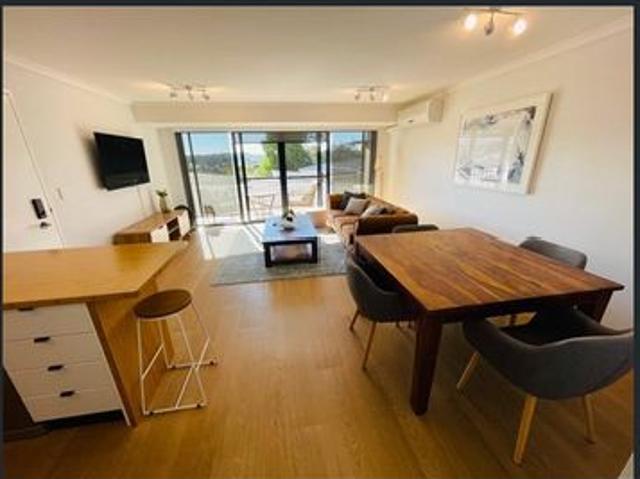 Beautifully Furnished 2 Bedroom Apartment in Prime Kelvin Grove Location