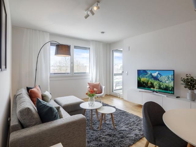Beautifully furnished 2 room apartment with loggia