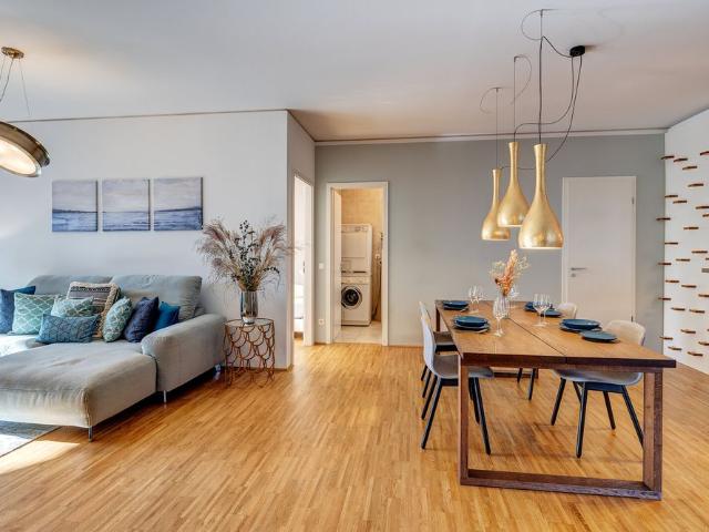 Beautifully furnished apartment in Schwabing West