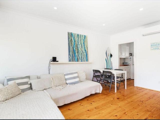 Beautifully Furnished Beachside Retreat