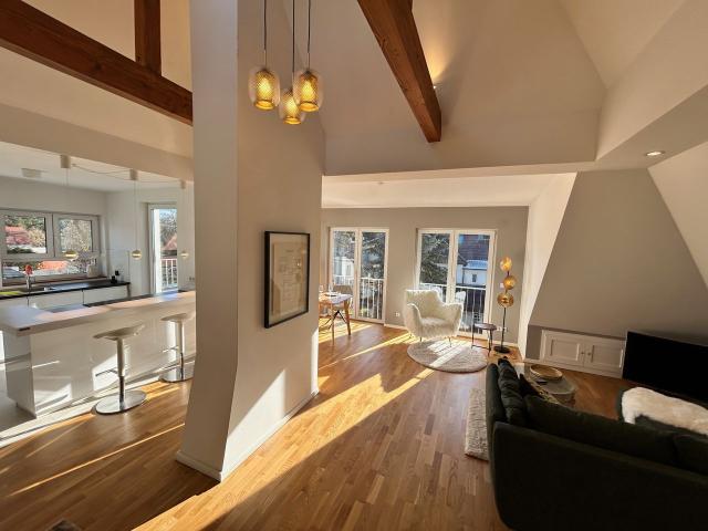 Beautifully furnished penthouse ready to move in Mahlsdorf, Berlin Amsterdam Apartments for Rent
