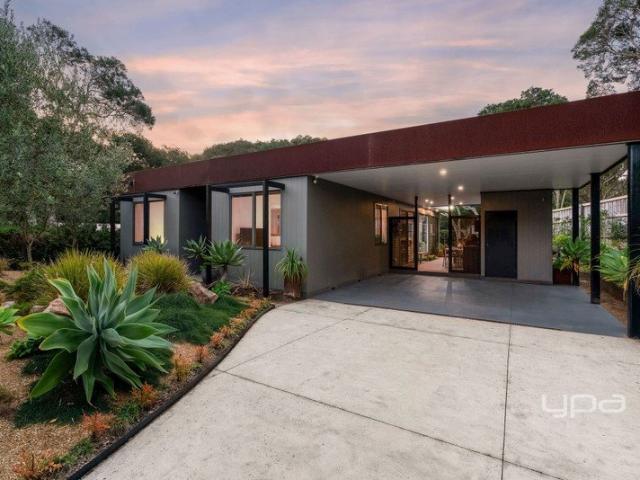 Beautifully Landscaped Coastal Living