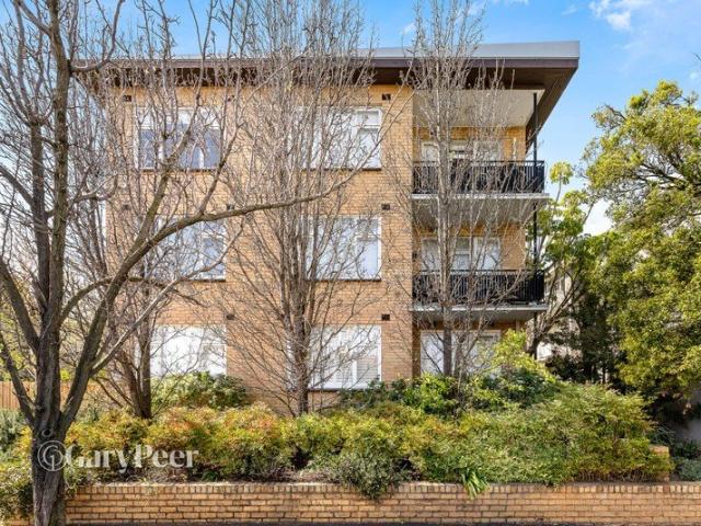 Beautifully light filled, spacious & well positioned