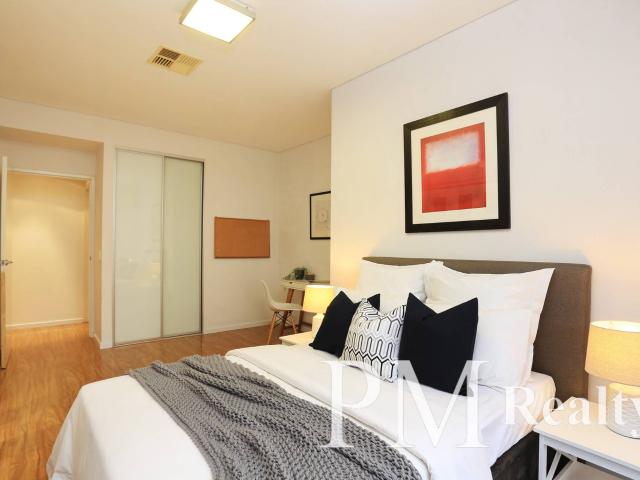 Beautifully Maintained One Bedroom Apartment