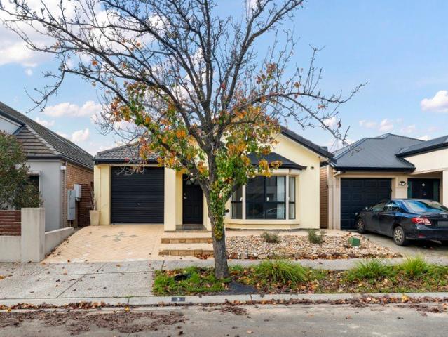 Beautifully Maintained Family Home in a Prime Mawson Lakes Location