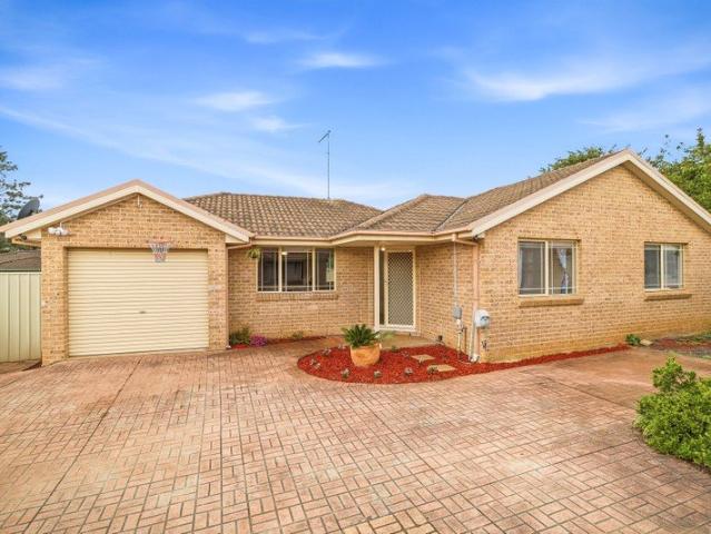 Beautifully Maintained Family Home!