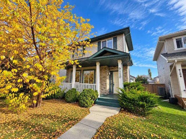 Beautifully Maintained Two storey Single family Detached Home in Terwilleger — 3 Bedrooms House
