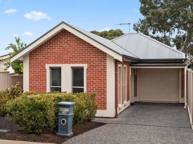 Beautifully maintained Torrens Title home in great location