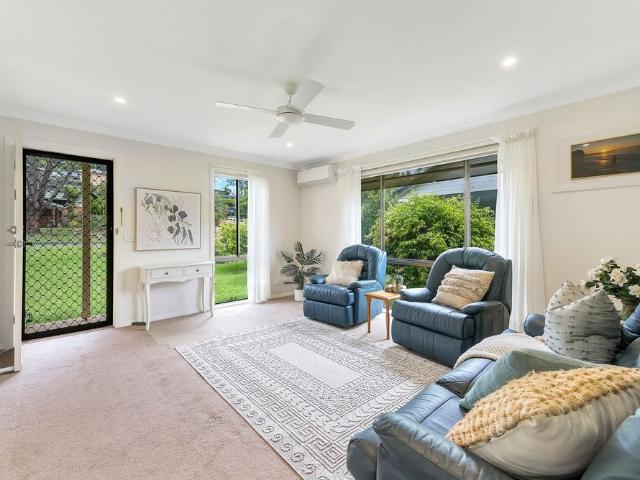 Convenient and well maintained villa