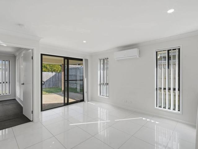 Beautifully Maintained 3 Bedroom Home Ready for Its New Tenants!