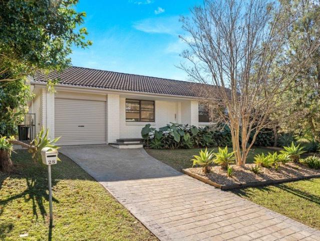 Beautifully Modernised in a Quiet Pocket of North Nowra