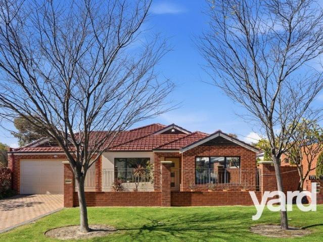 Beautifully Positioned, 3 Bedroom, 2 Bathroom Street Front Residence