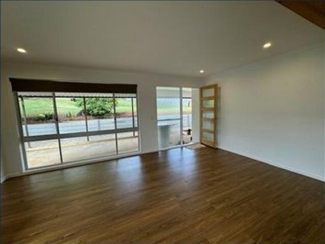 Beautifully Presented 3 Bedroom Home in Peaceful Rural Setting