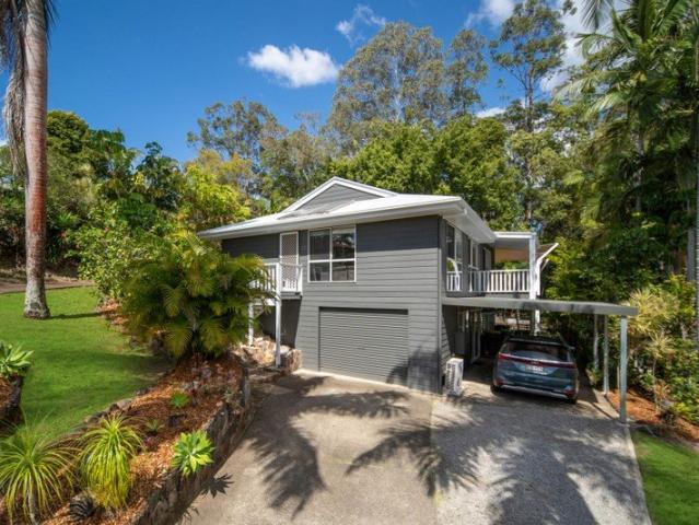 Beautifully Presented 3 Bedroom home plus Studio
