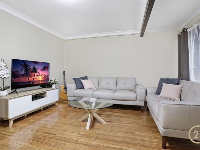 Beautifully Presented 3 Bedroom Townhouse!