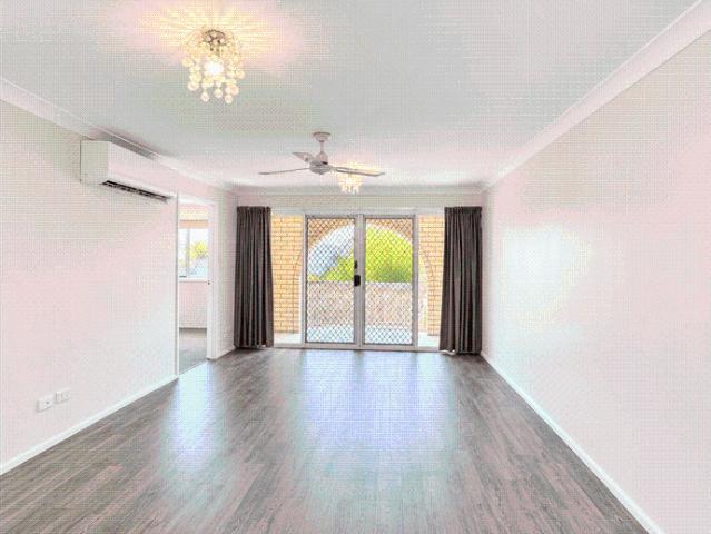 BEAUTIFULLY PRESENTED 3 BEDROOM UNIT IN THE HEART OF BERSERKER