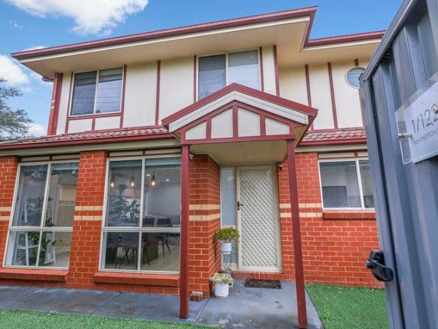 Beautifully presented 3 bedroom!