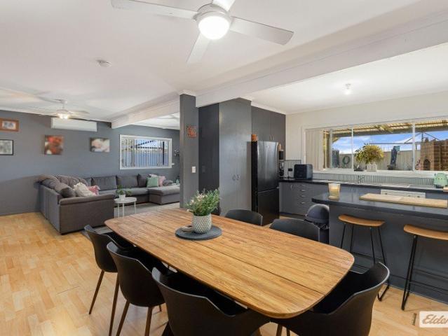 BEAUTIFULLY PRESENTED 4 BEDROOM FAMILY HOME
