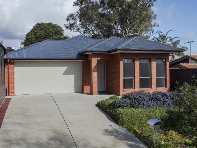 BEAUTIFULLY PRESENTED 4 BEDROOM HOME IN GREAT LOCATION