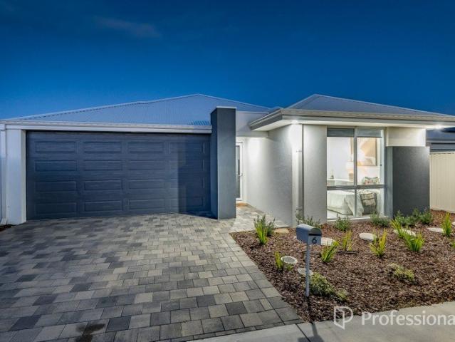 Beautifully Presented Coastal Home Offering Comfort, Convenience and an Easy Care Lifestyle