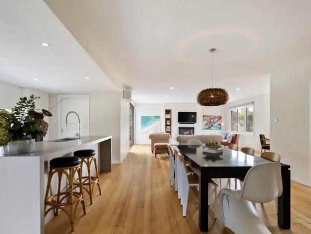 Beautifully Presented Coastal Home with Separate Studio