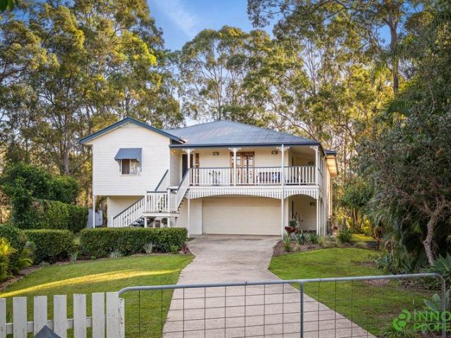Beautifully Presented Colonial Family Home With Dual Living Potential, Resort Style Pool & Endless Space For Your Growing Family!