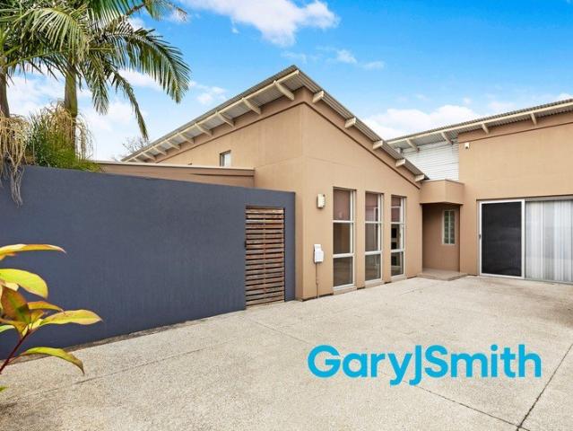 Beautifully Presented, Contemporary South Brighton Beachside Living