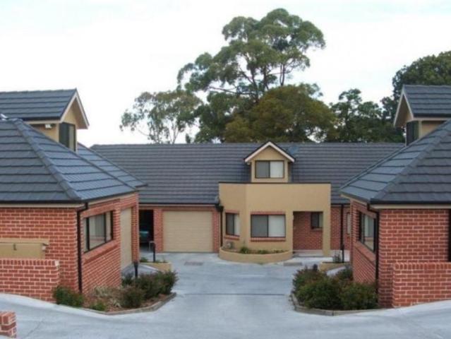 Beautifully presented and just renovated!
