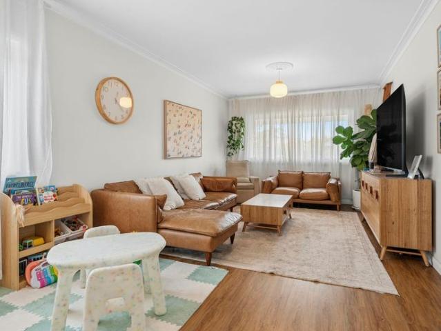 Beautifully presented and stylish three bedroom, two bathroom home!