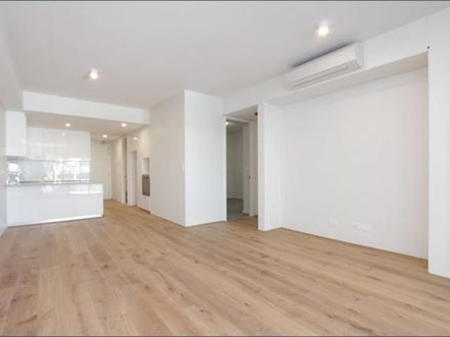 Beautifully Presented Apartment in East Fremantle