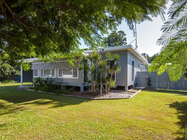 Beautifully Presented Beach House