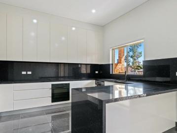 Beautifully Presented Granny Flat WATER INCLUDED!